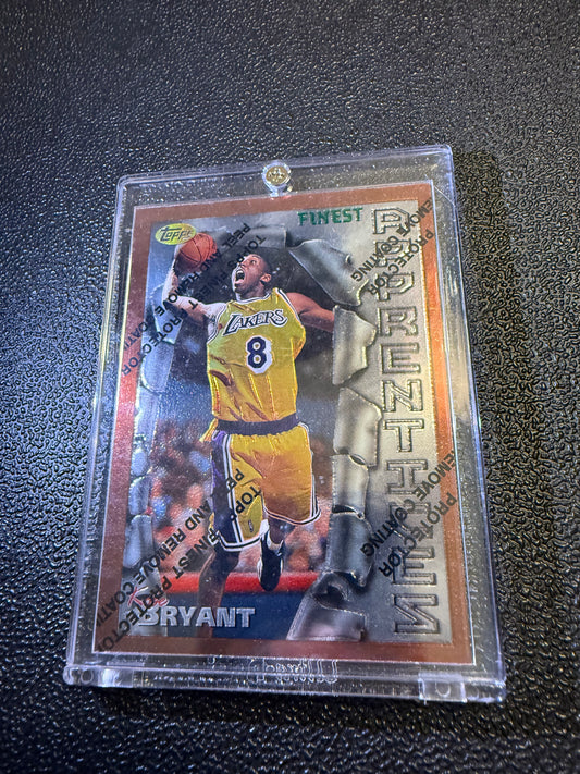 Kobe Bryant “Finest” card 74 theme A10 1995-1996