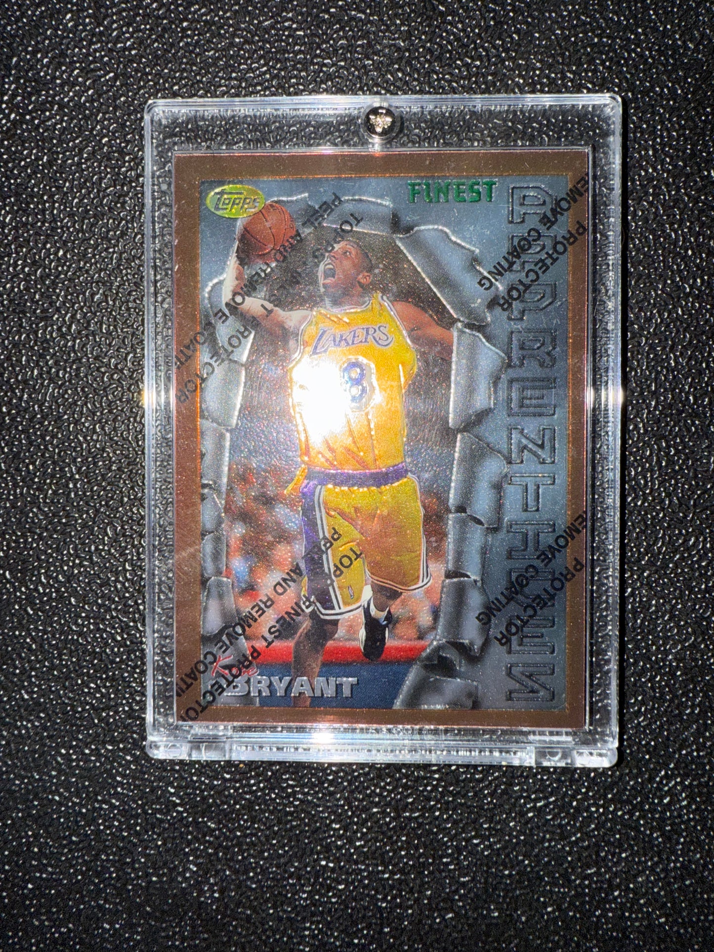 Kobe Bryant “Finest” card 74 theme A10 1995-1996