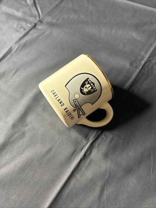 Oakland Raiders Vintage Mug